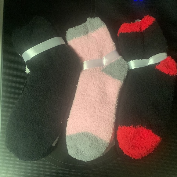 Ladies Cozy Socks - Picture 2 of 2